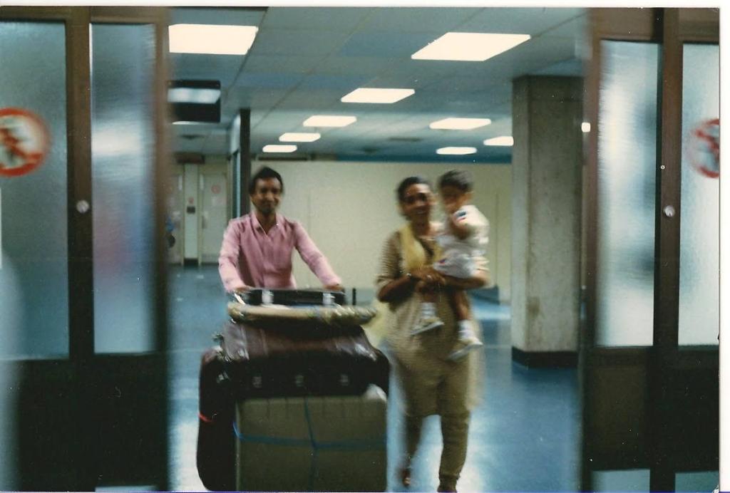 Ammi and Abu arriving with luggage.